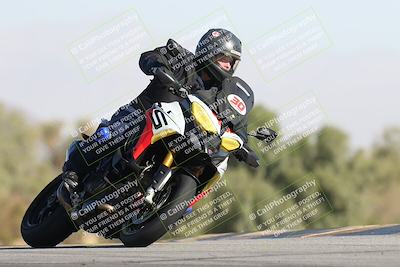 media/Dec-01-2025-Moto Forza (Mon) [[2daa91e15f]]/2-Intermediate Group/Session 2 Turn 9 Entry/